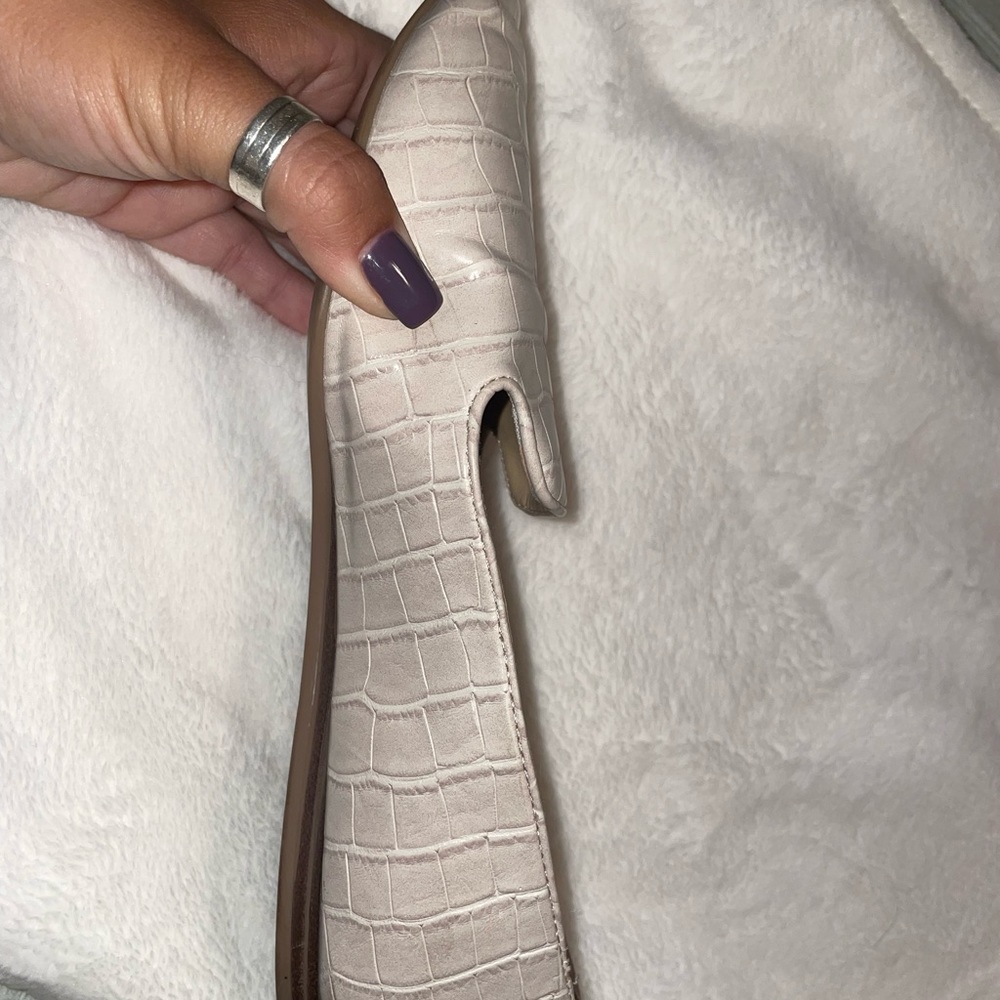 Nine West slip on shoe